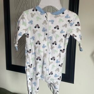 3/$12 Disney Baby One-Piece Zipper Footed Pjs in White with Blue and Green Print